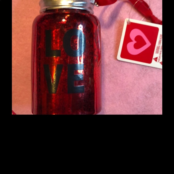 RED ‘LOVE’ LED MOOD LIGHT PARTY LIGHT AMBIENT LIGHTING ROOM DECOR NIGHT LIGHT - Picture 2 of 4